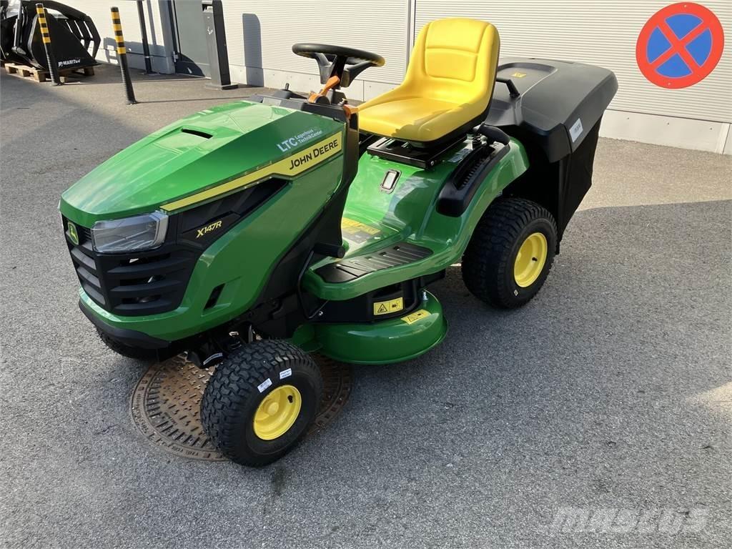 John Deere X 147R グランド整備機械-その他