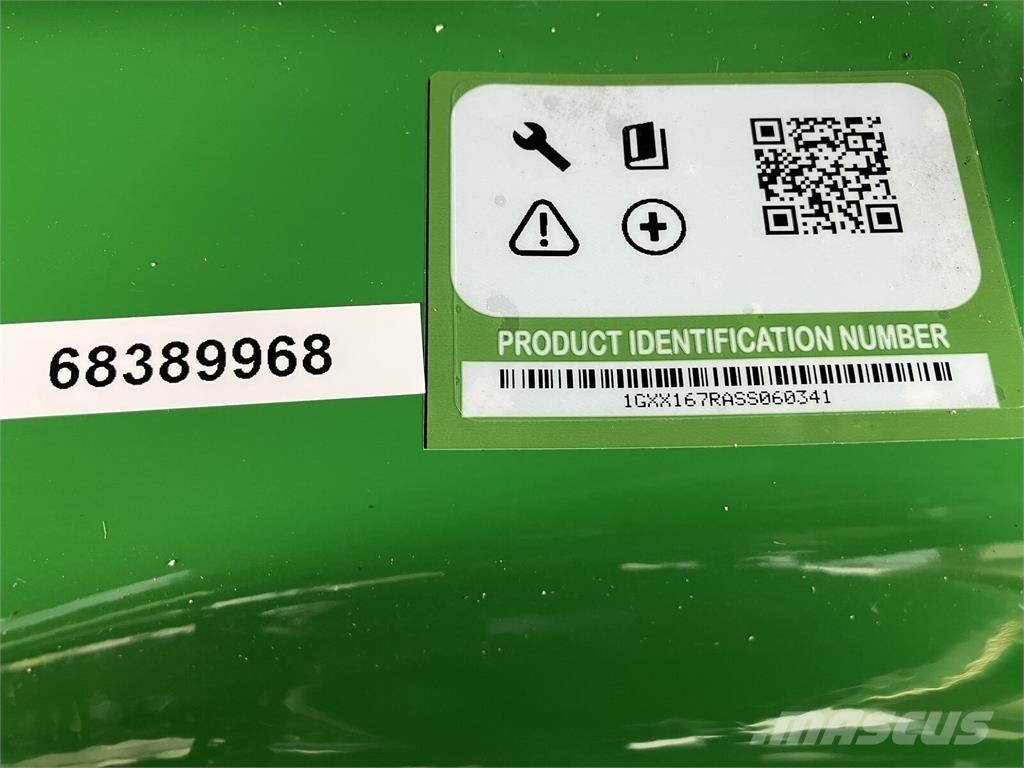 John Deere X 167R グランド整備機械-その他