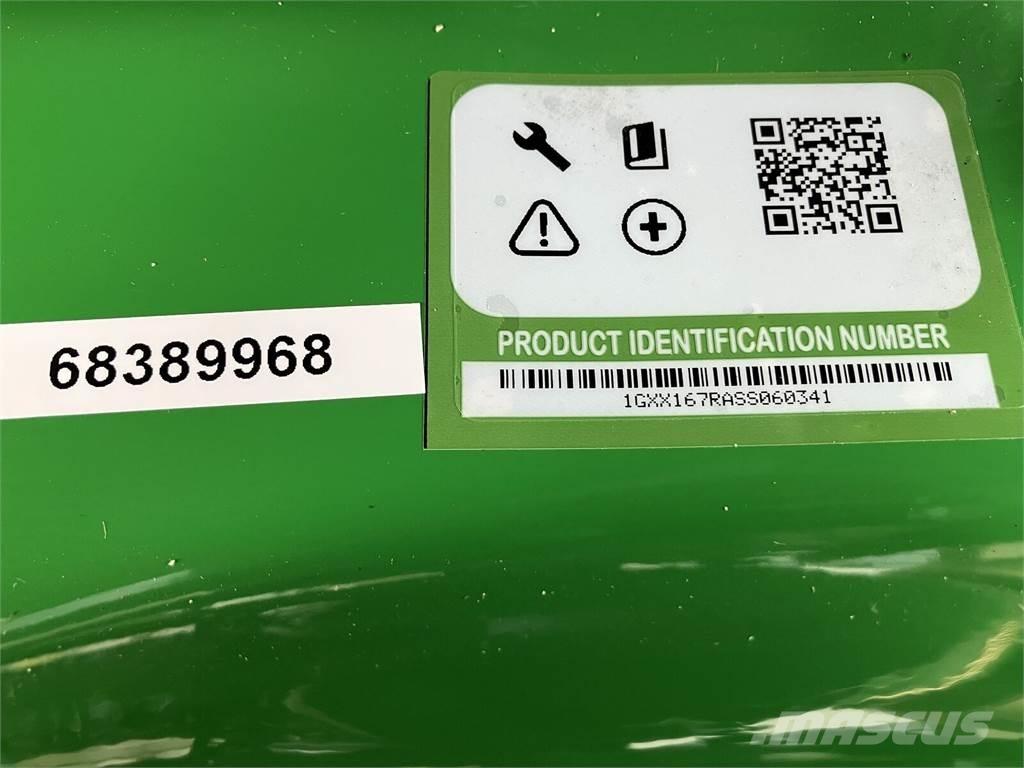 John Deere X 167R グランド整備機械-その他