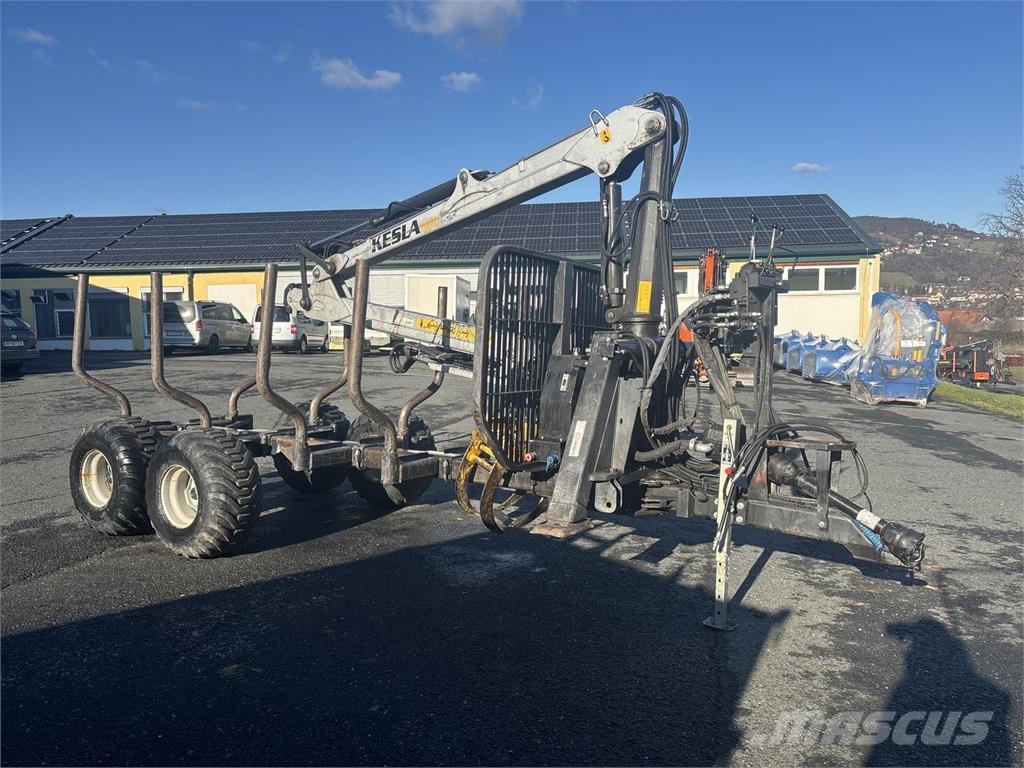 Kesla 9T+204T 林業トレーラー
