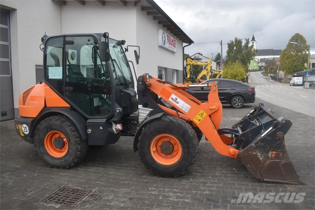 Komatsu WA70-7 ホイールローダー・タイヤショベル