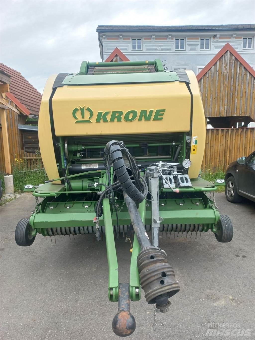 Krone CV 150 XC ラウンドベーラー