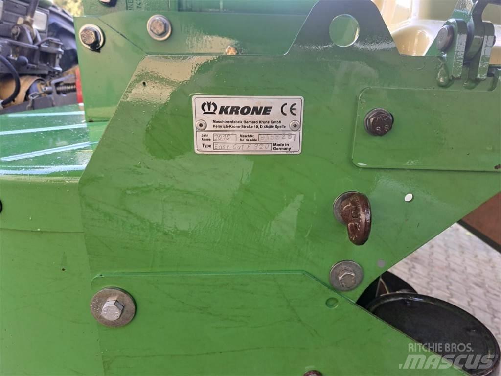 Krone EC F 320 芝刈り機