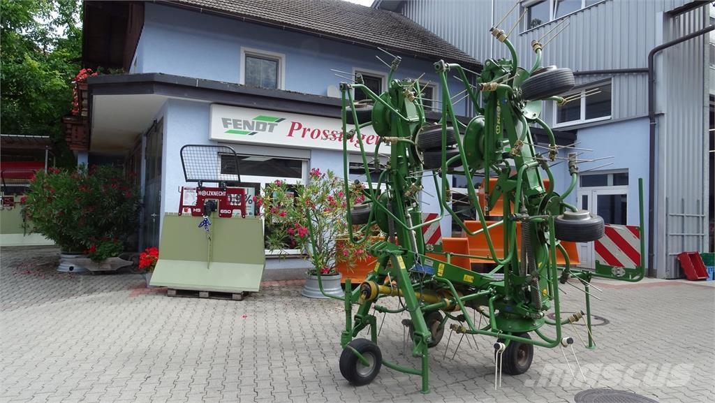 Krone KW 8 82/8 テッダー・テッダーレーキ