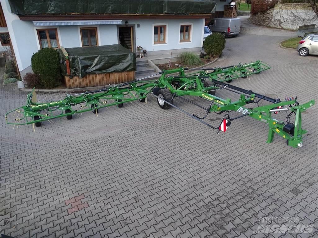 Krone KWT 1300 Plus テッダー・テッダーレーキ