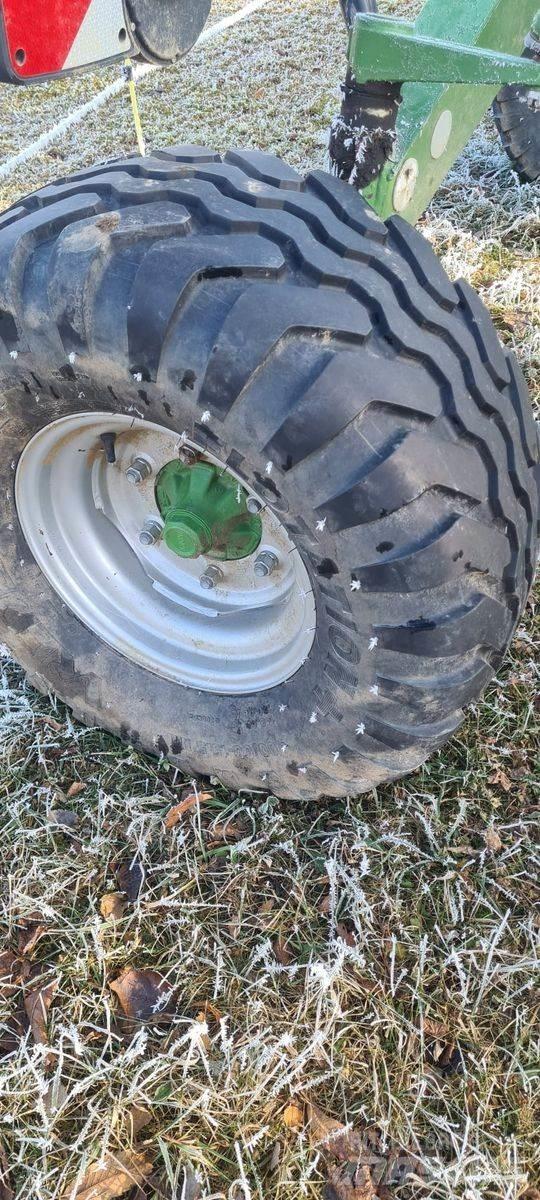 Krone TS 620 スワーサー・ウインドローア