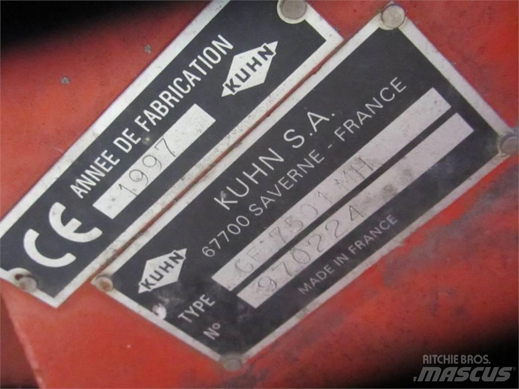 Kuhn GF 7501 MH テッダー・テッダーレーキ