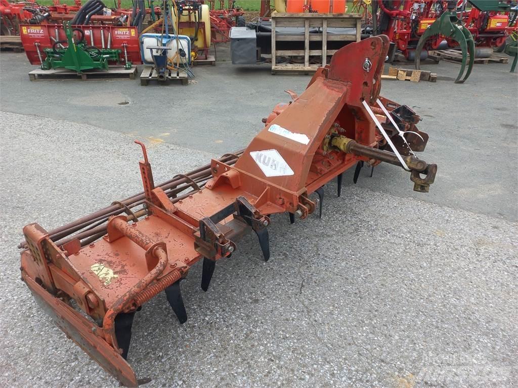 Kuhn HR 302 M ディスクハロー