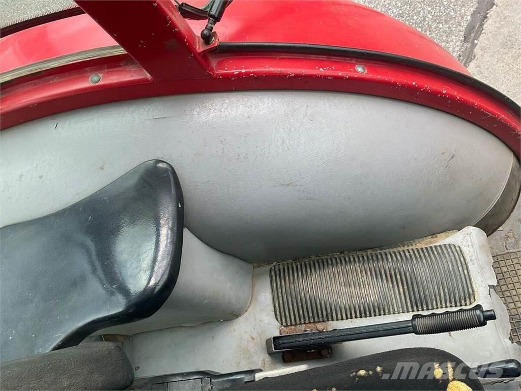 Lindner Geotrac 70 トラクター
