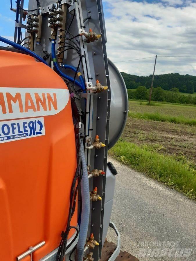 Lochmann APS 4/60QZ 牽引型スプレイヤー