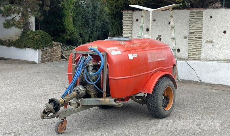 Lochmann RP 10/32 牽引型スプレイヤー