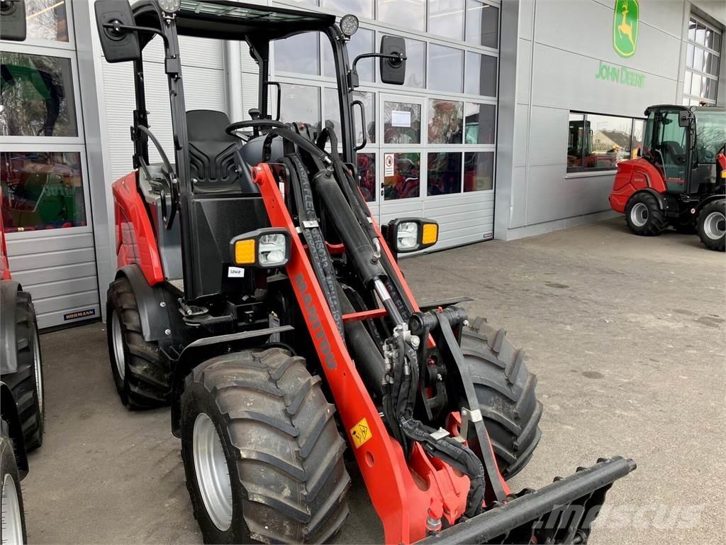 Manitou MLA 3-25 フロントローダーとディガー