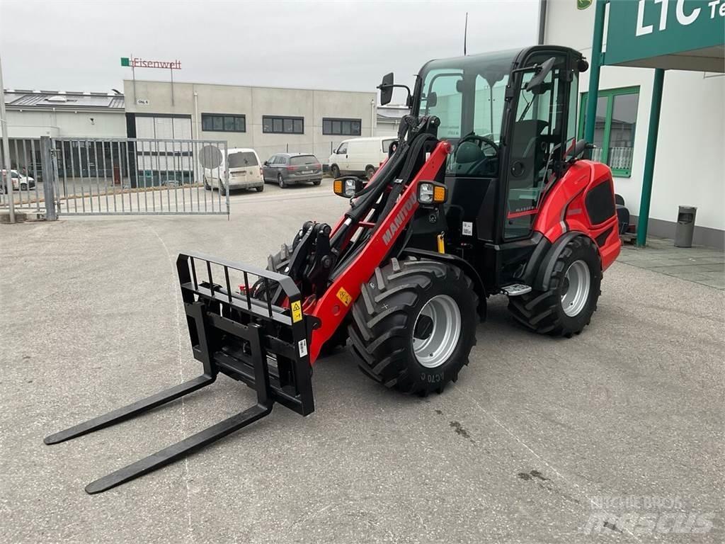 Manitou MLA 5-50 H フロントローダーとディガー