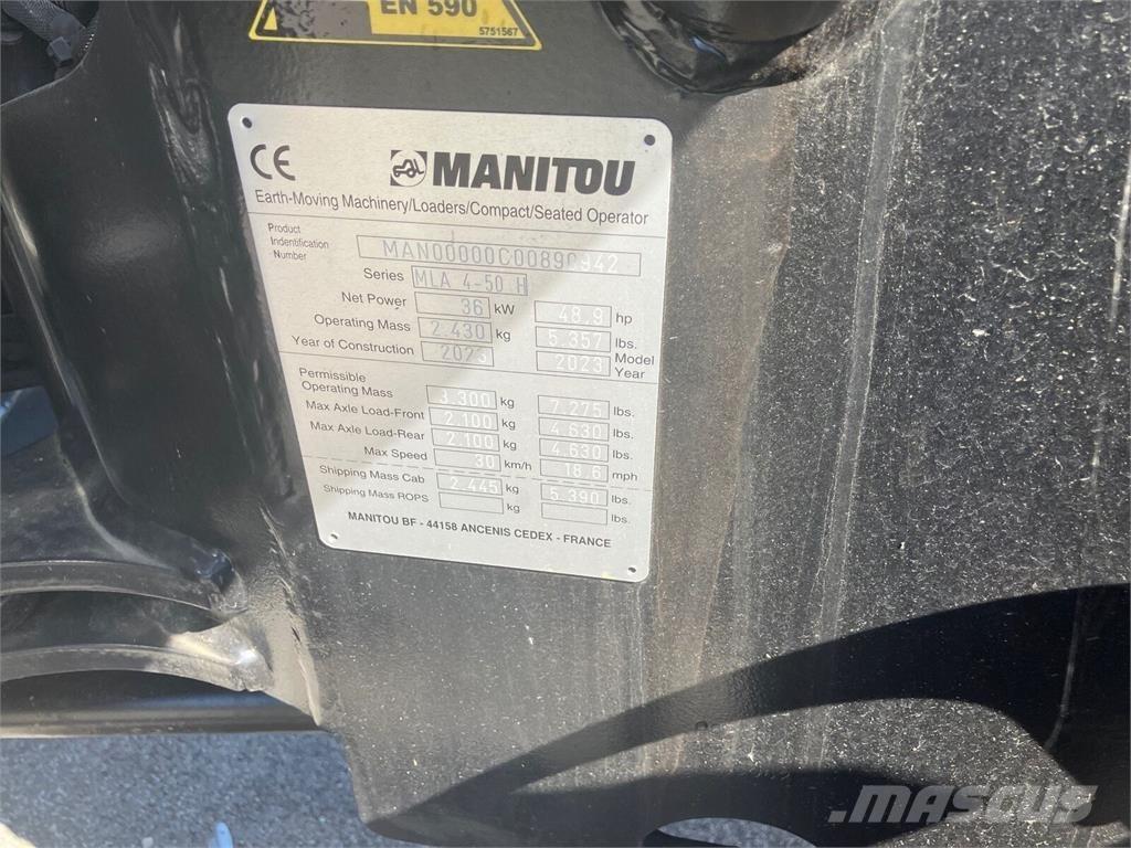 Manitou MLA4-50 フロントローダーとディガー
