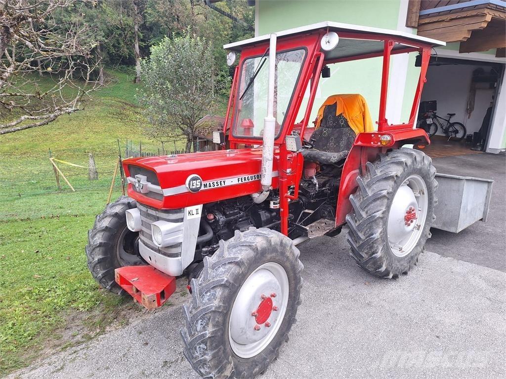 Massey Ferguson 135 トラクター