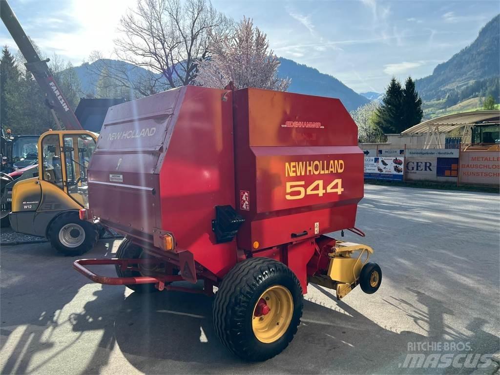 New Holland 544 ラウンドベーラー