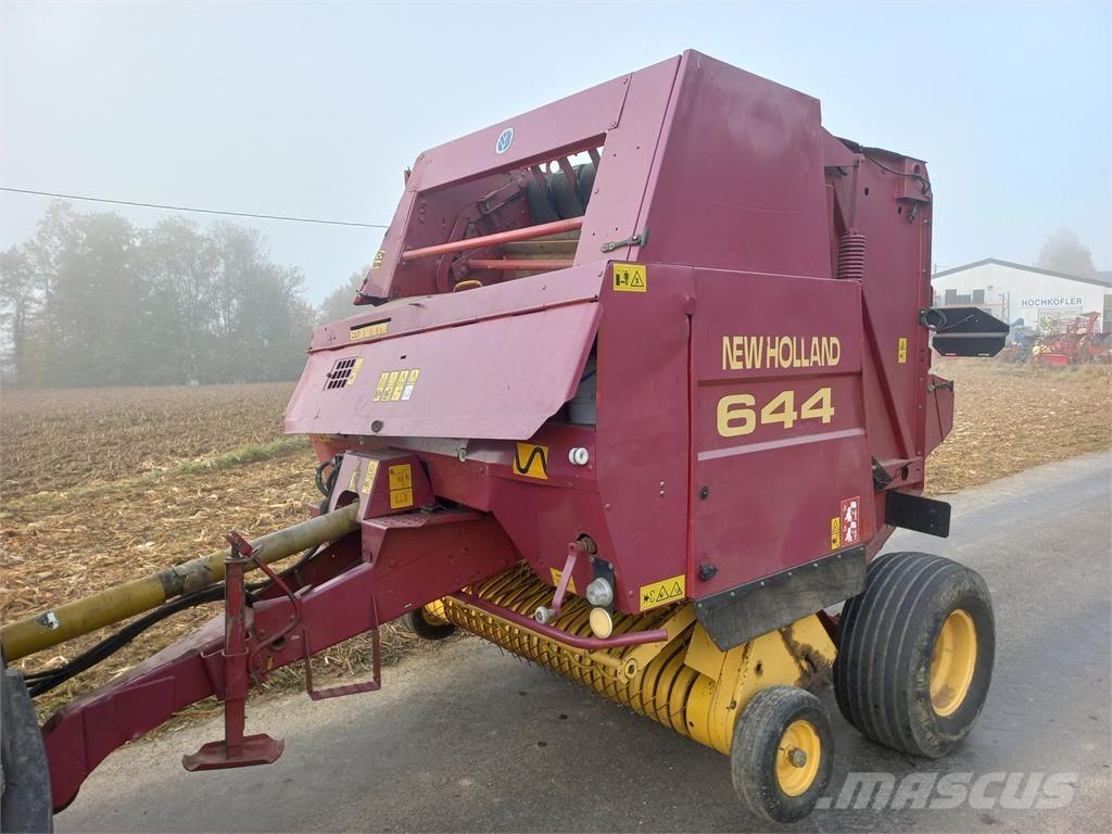 New Holland 644 ラウンドベーラー