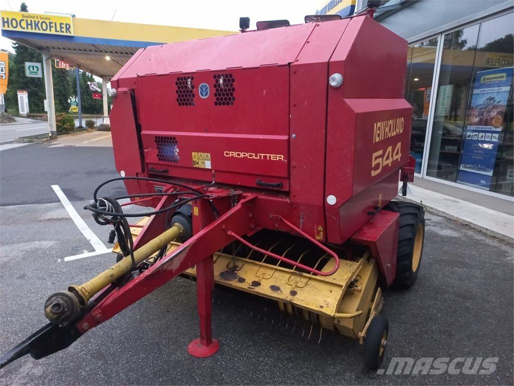 New Holland BR 544 ラウンドベーラー