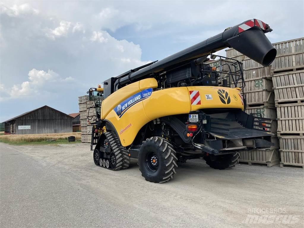 New Holland CR9080 コンバイン