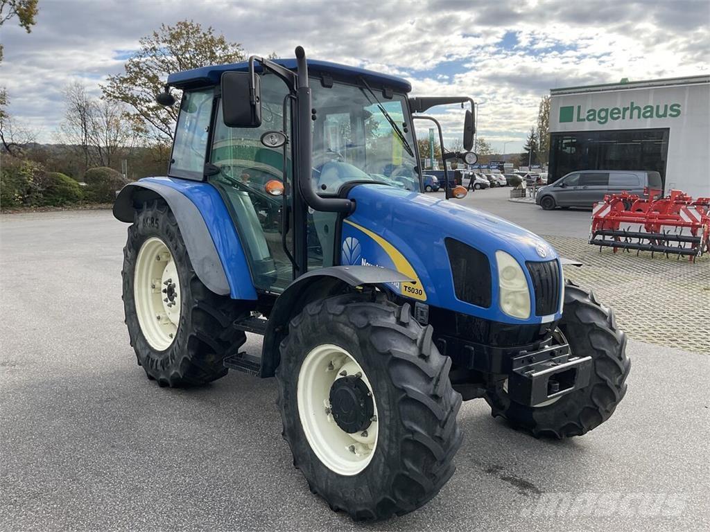 New Holland T 5030 トラクター