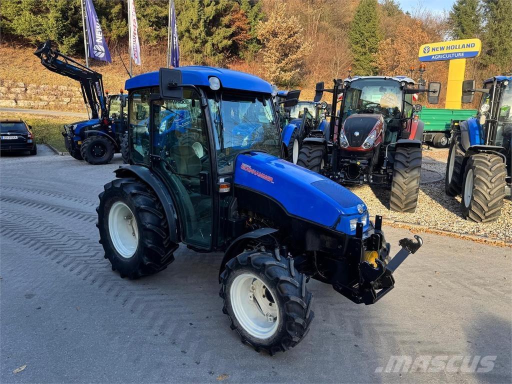 New Holland T3040 トラクター