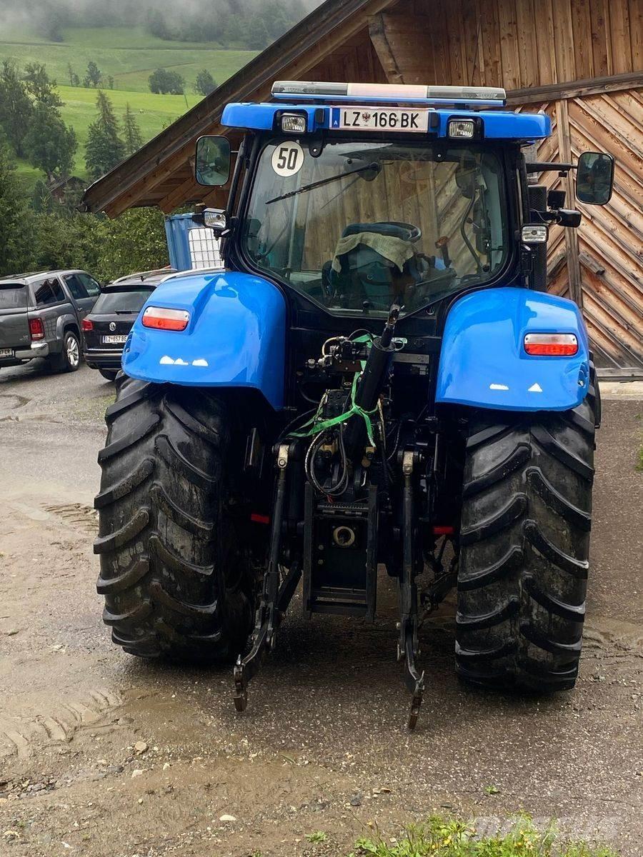 New Holland T7040 トラクター