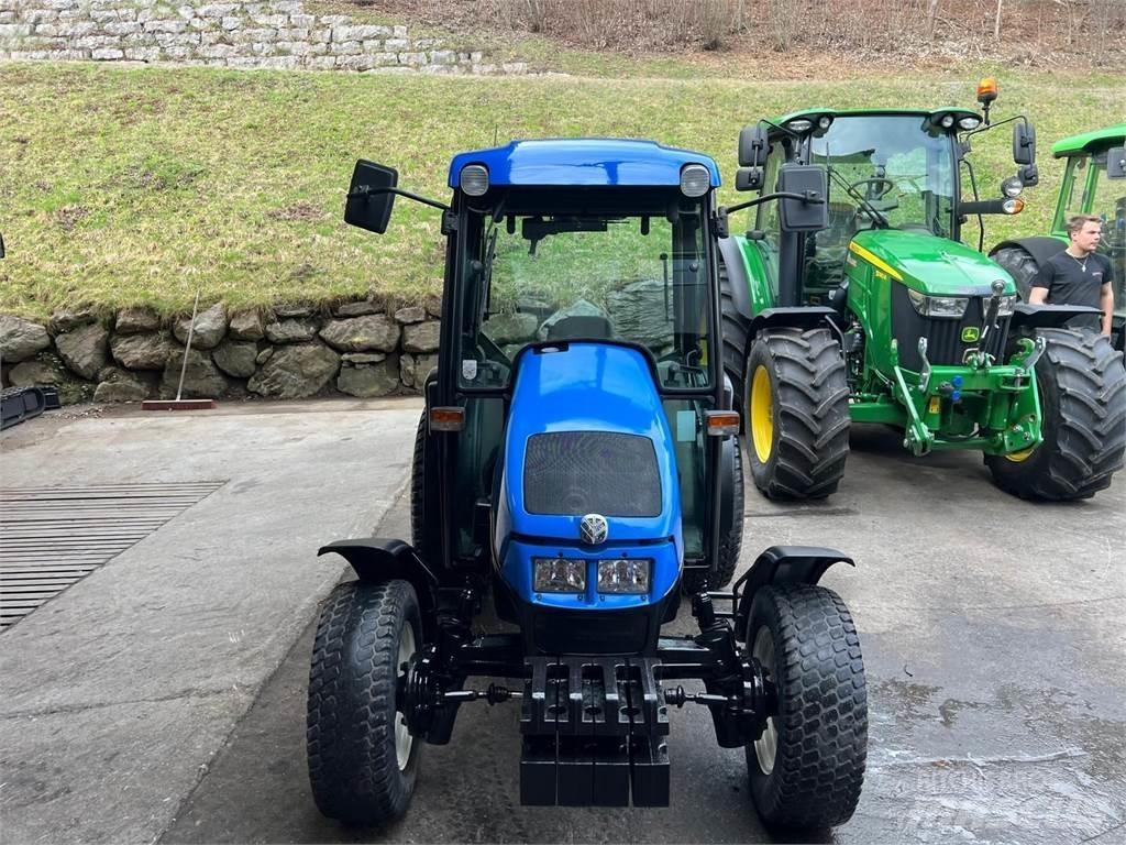 New Holland TCE 55 トラクター