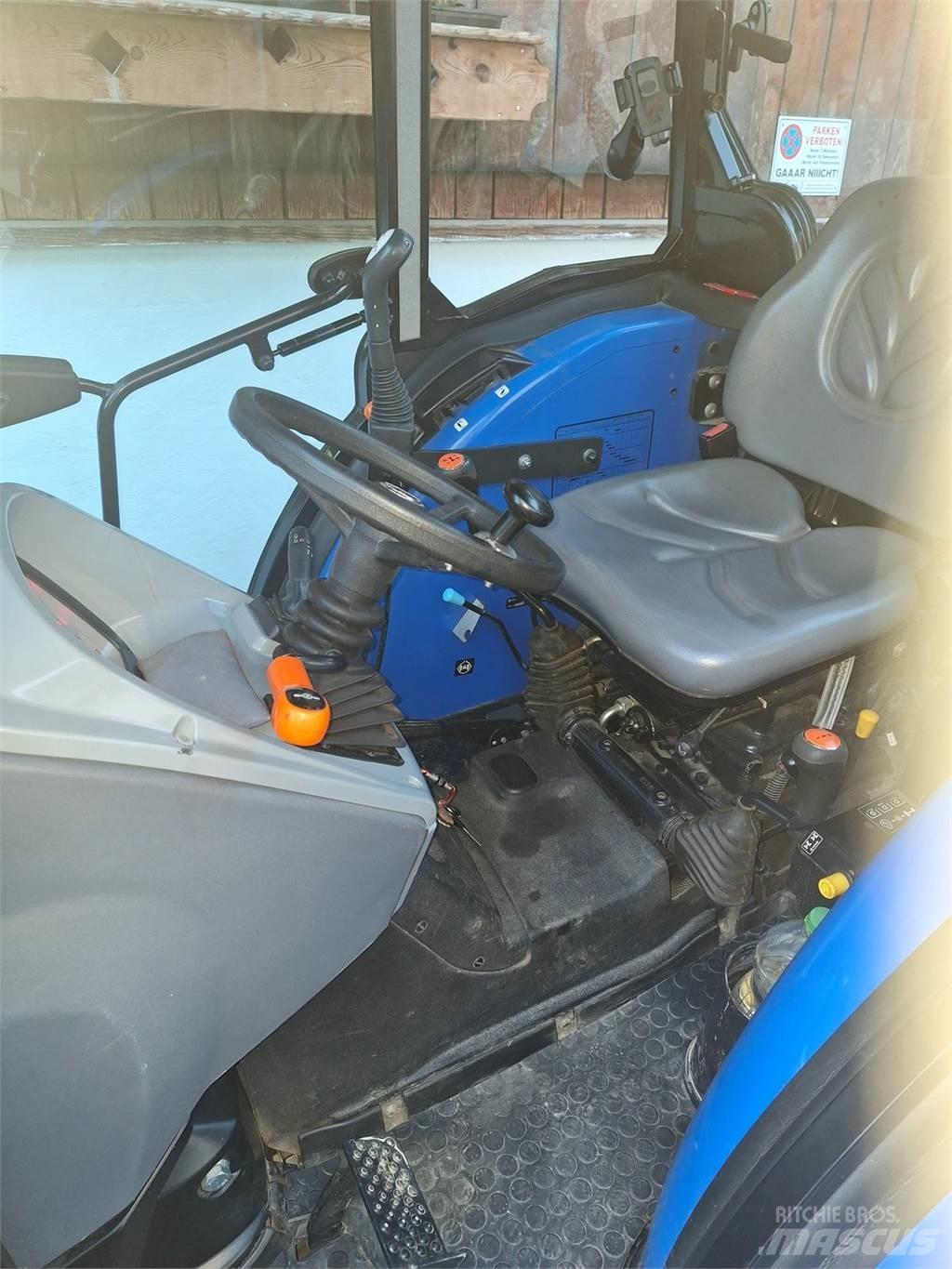 New Holland TD3.50 トラクター