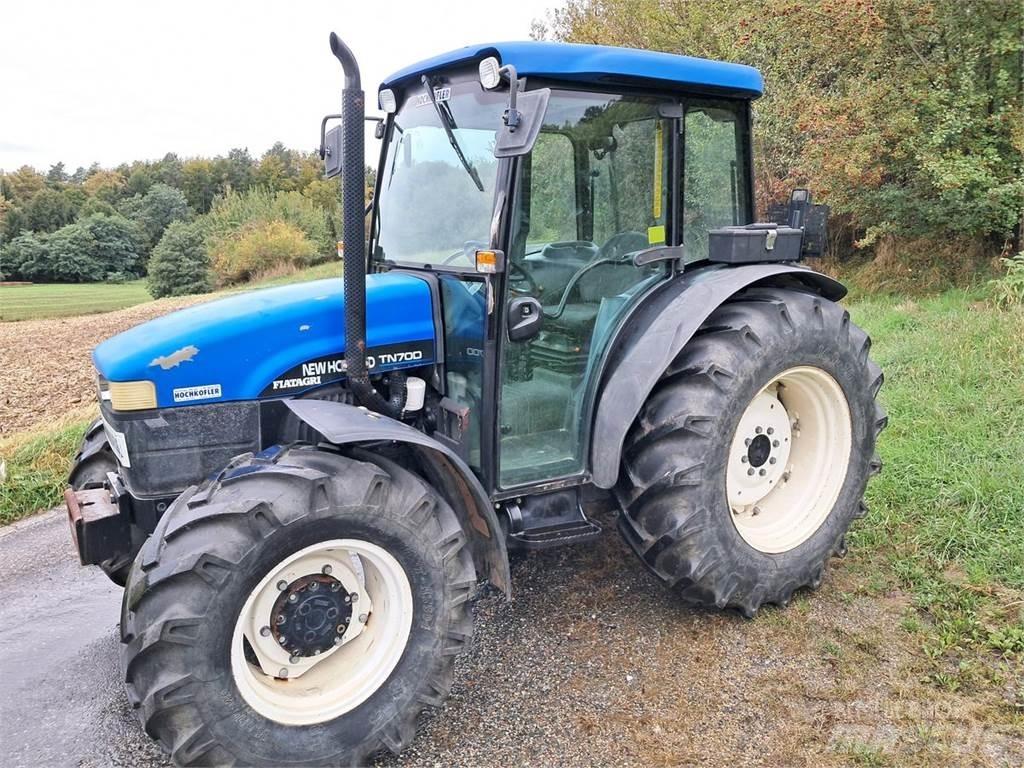 New Holland TN-D 70 トラクター