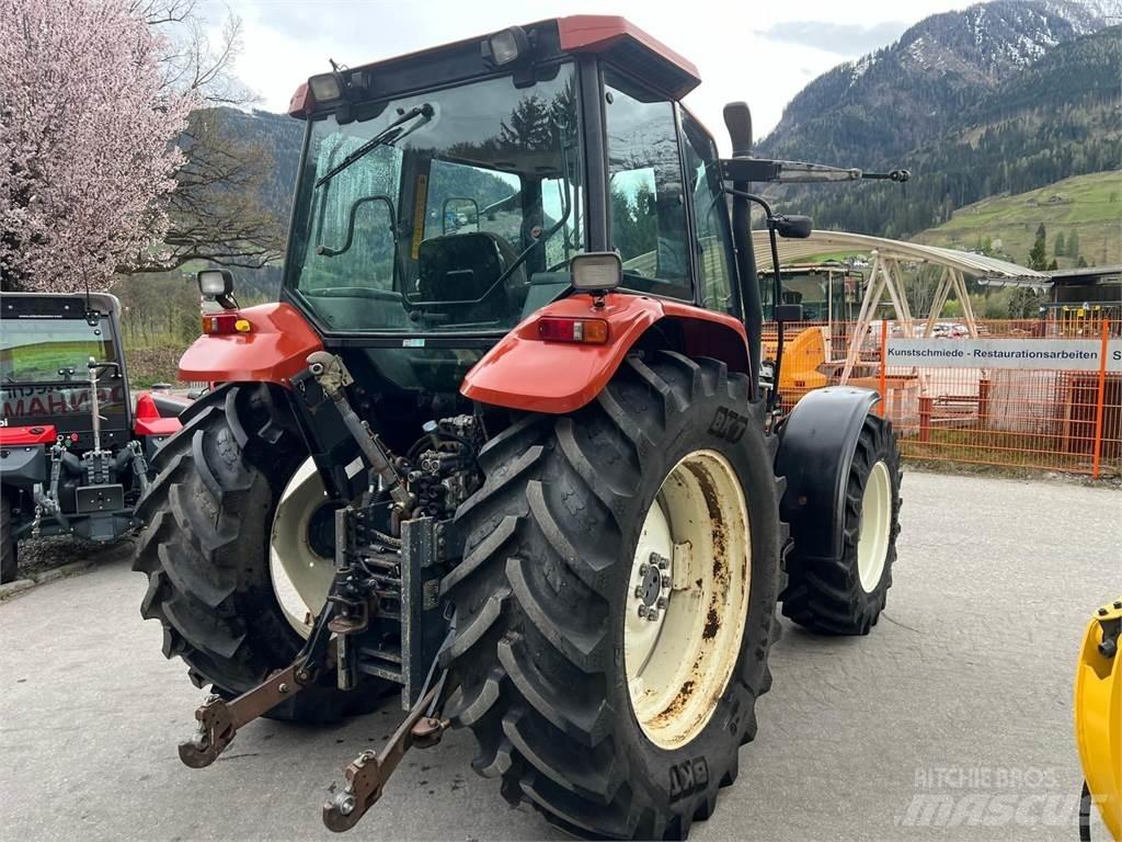 New Holland TS 90 トラクター