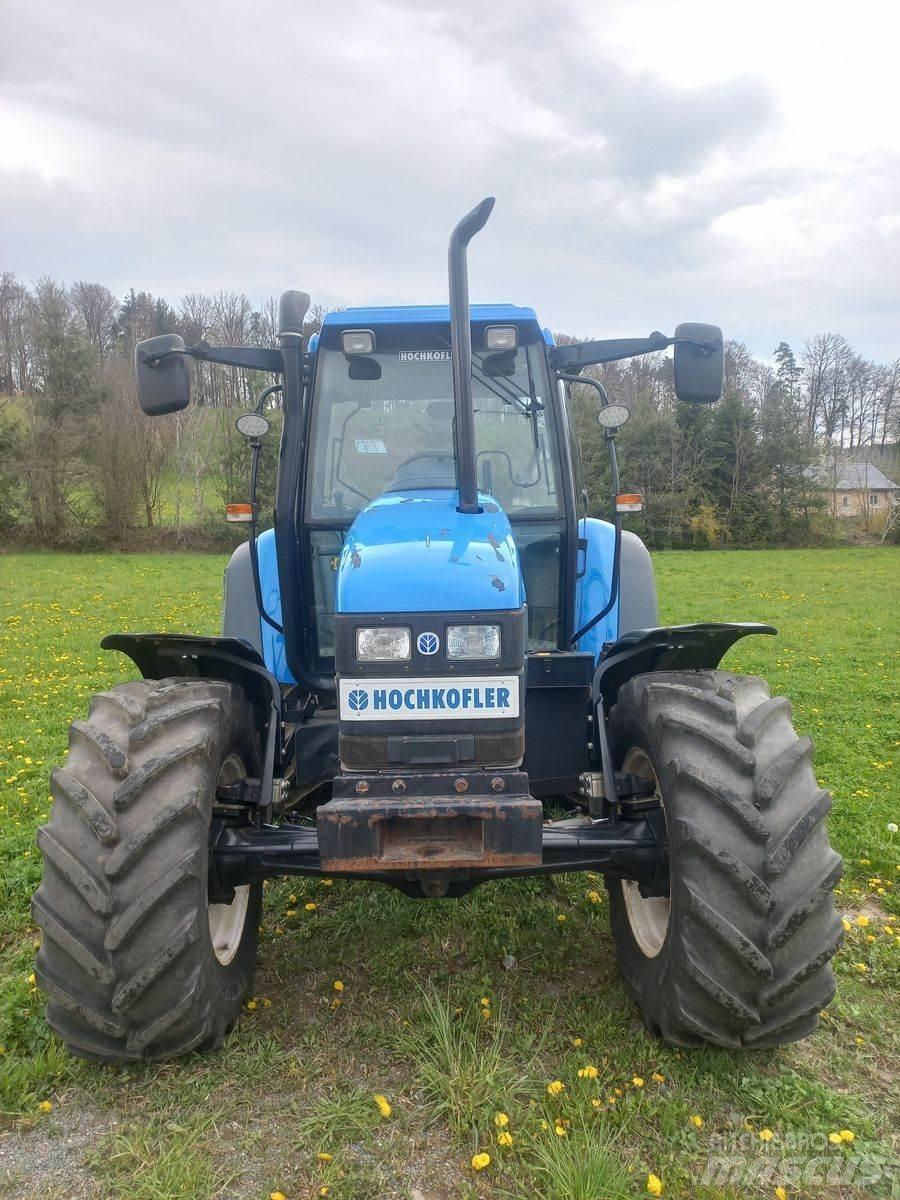 New Holland TS90 トラクター
