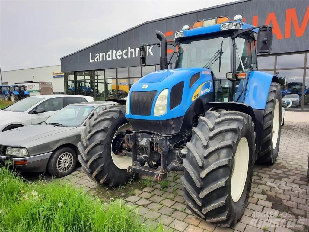 New Holland TVT 190 トラクター