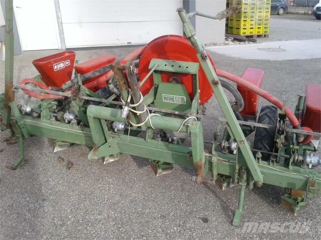 Nodet 6 Reihig 田植え機・種まき機