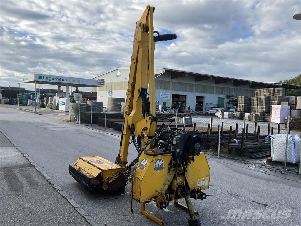 Orsi Royal 760 T 乗用・自走モア/芝刈り機