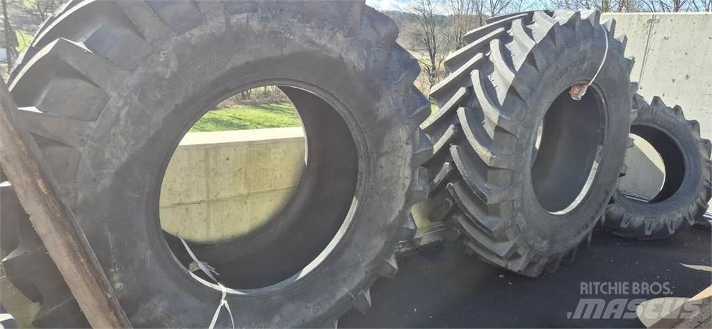 Petlas 650/85 R38 タイヤ、ホイル、リム