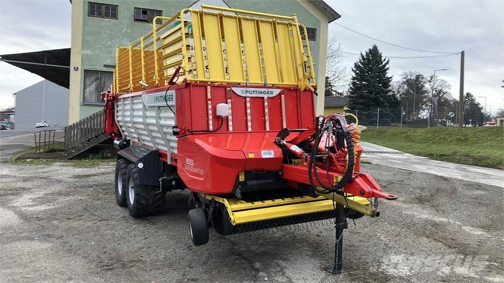 Pöttinger  セルフローディングトレーラー