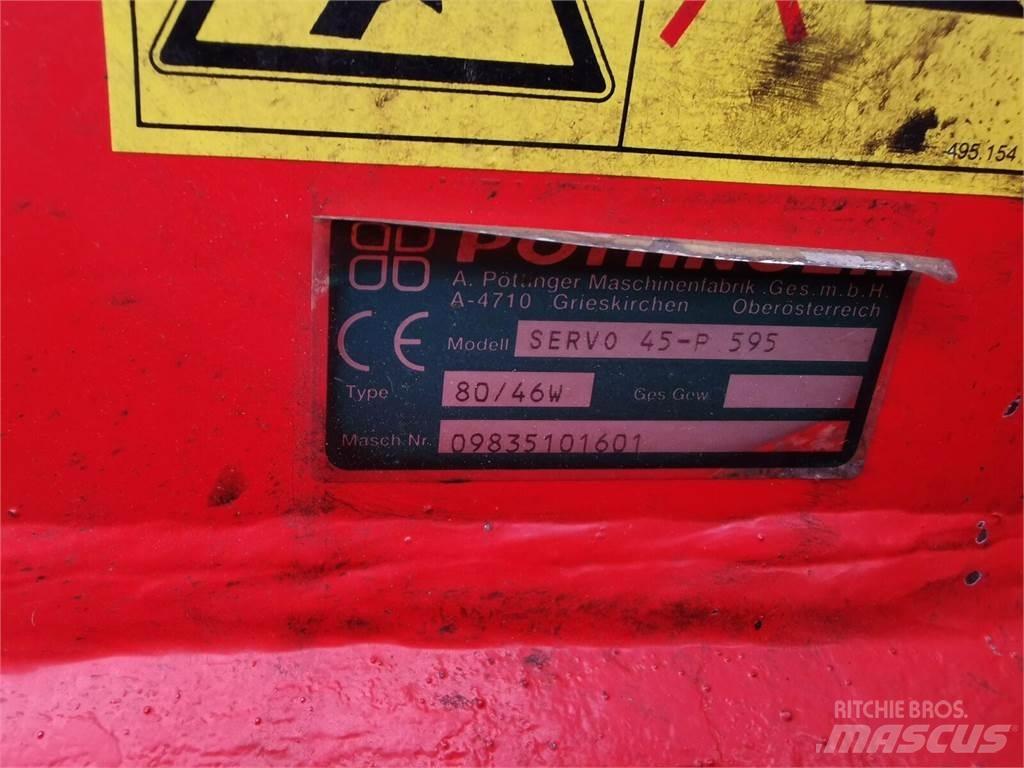 Pöttinger SERVO 45 コンベンショナルプラウ