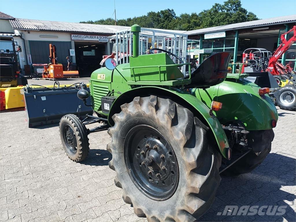Steyr 180 トラクター
