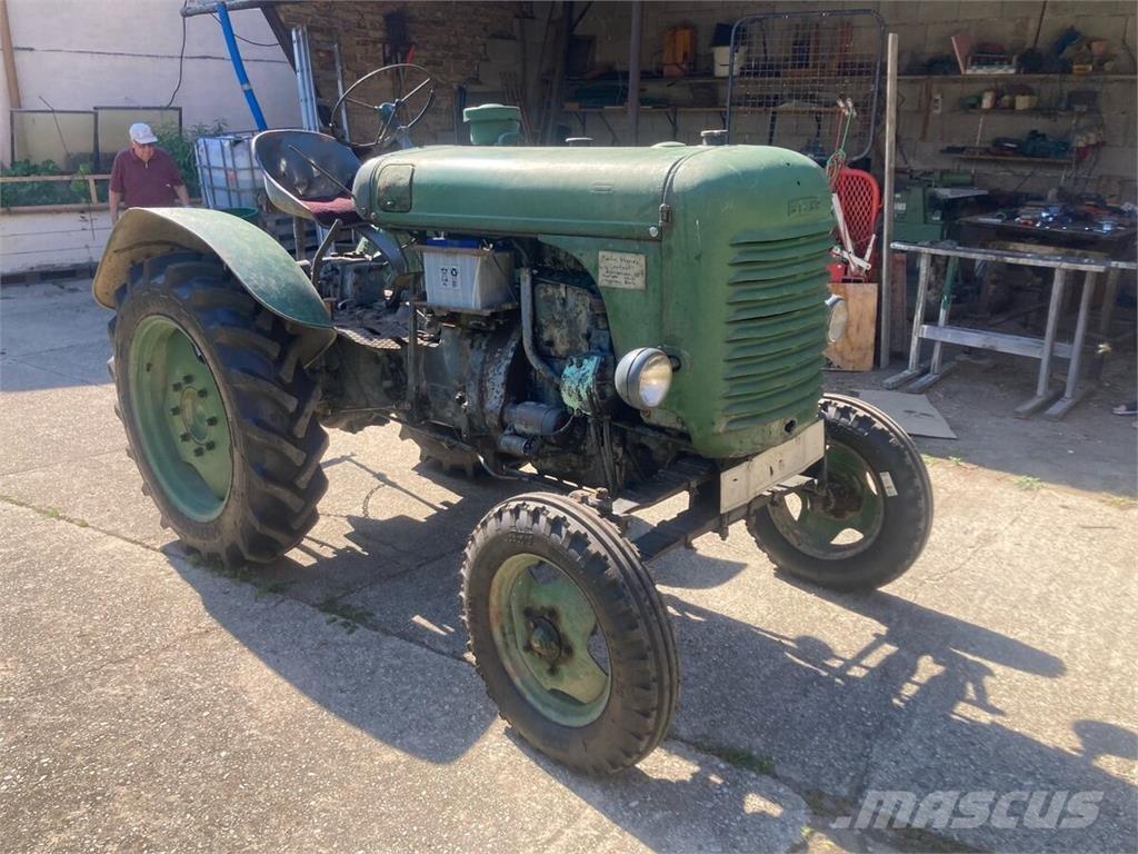 Steyr 180a トラクター