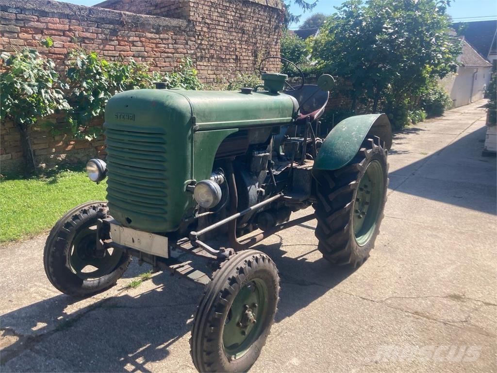 Steyr 180a トラクター