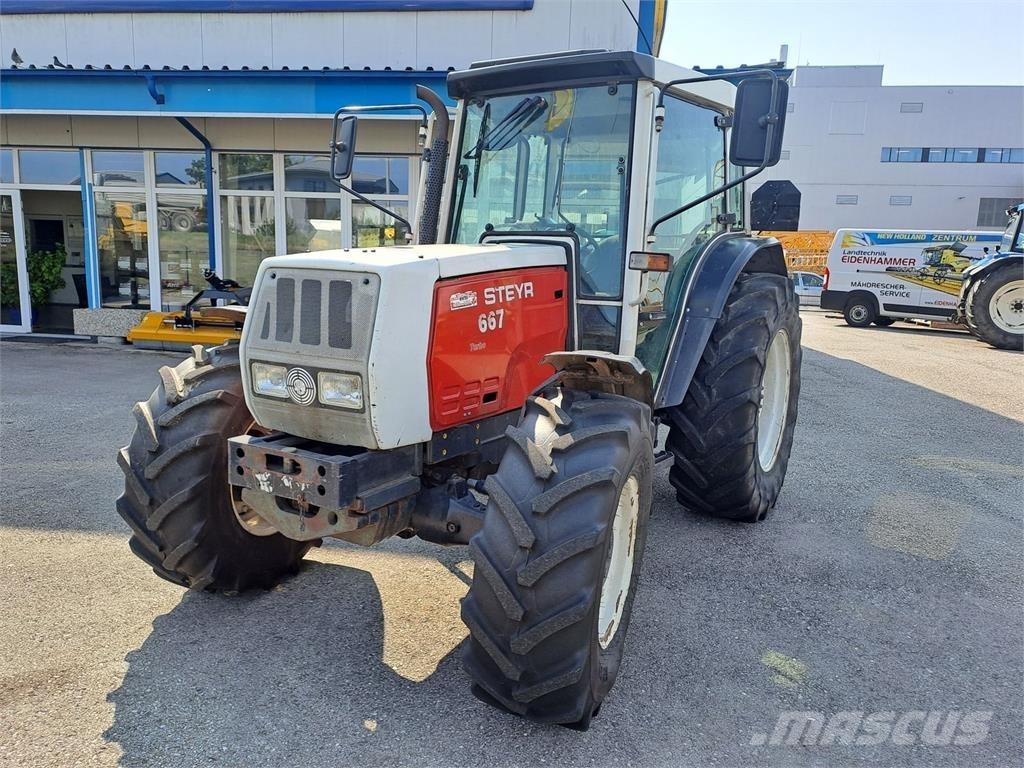 Steyr 667 トラクター