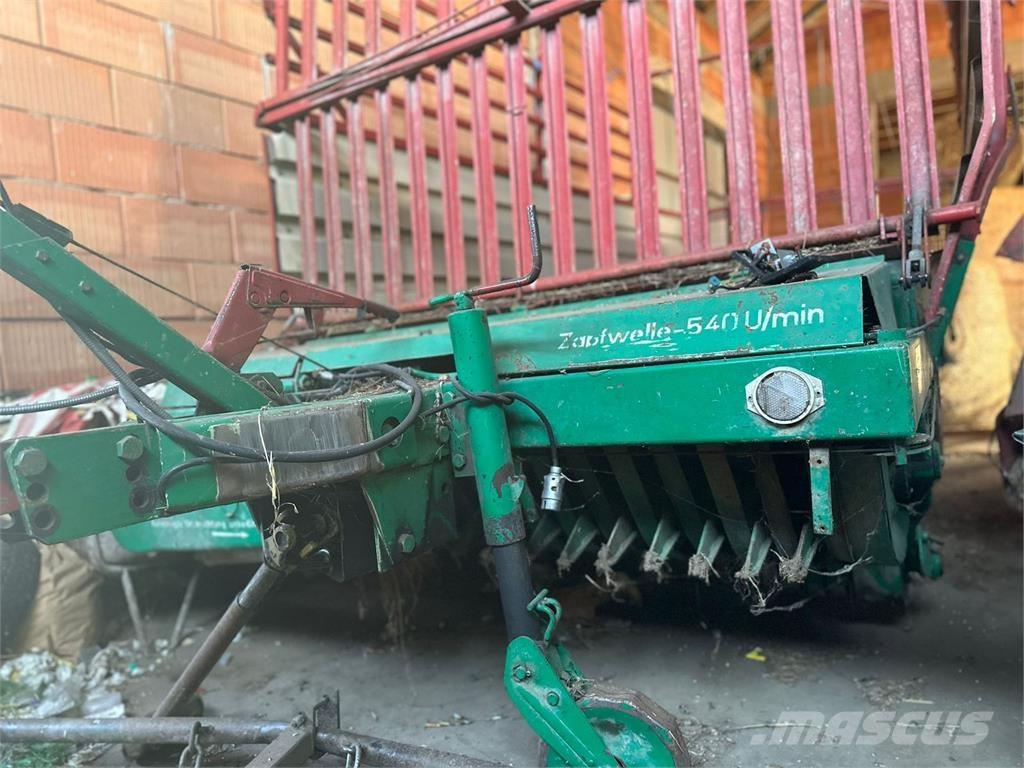 Steyr 8025 HAMSTER セルフローディングトレーラー