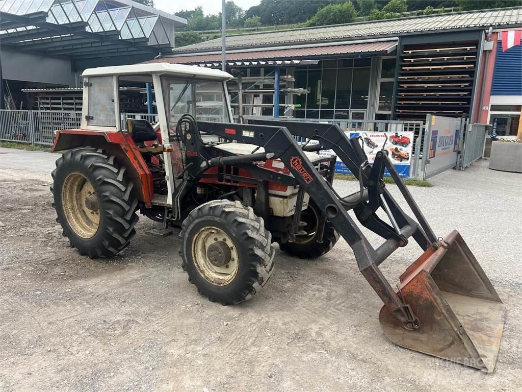 Steyr 8075 トラクター