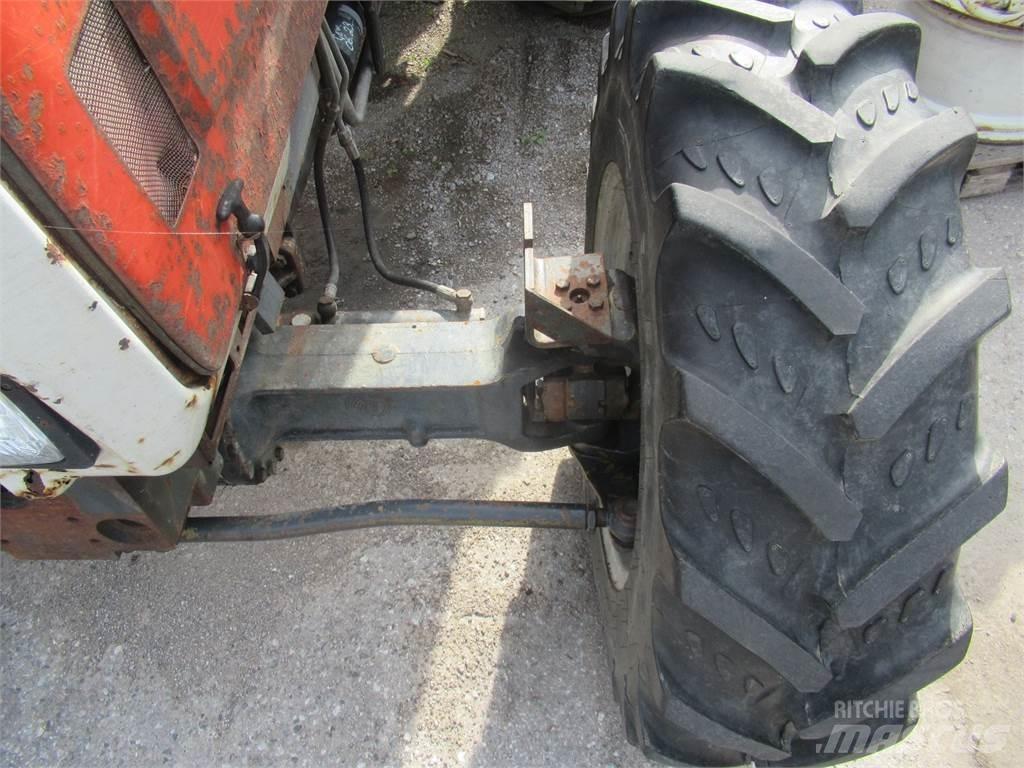 Steyr 8100 A トラクター