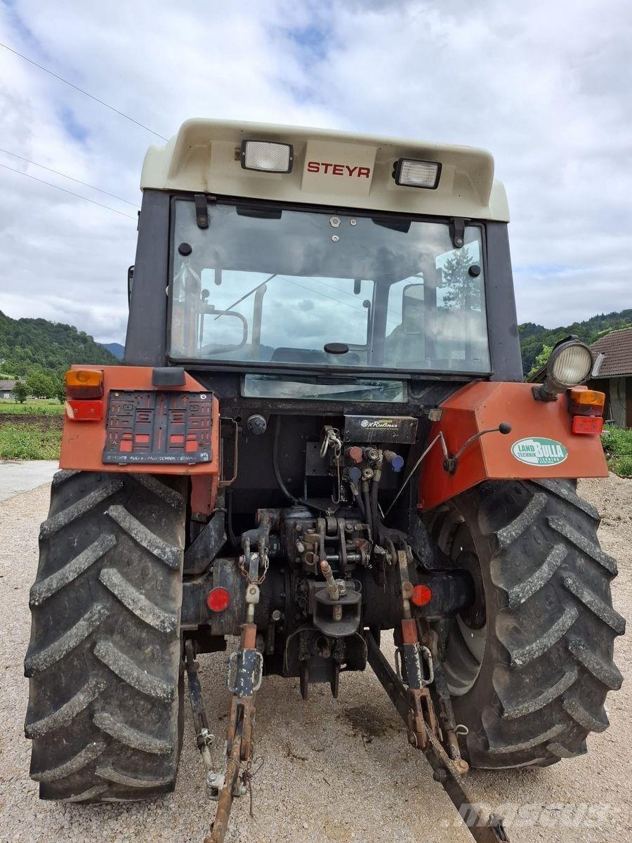 Steyr 968 M A トラクター