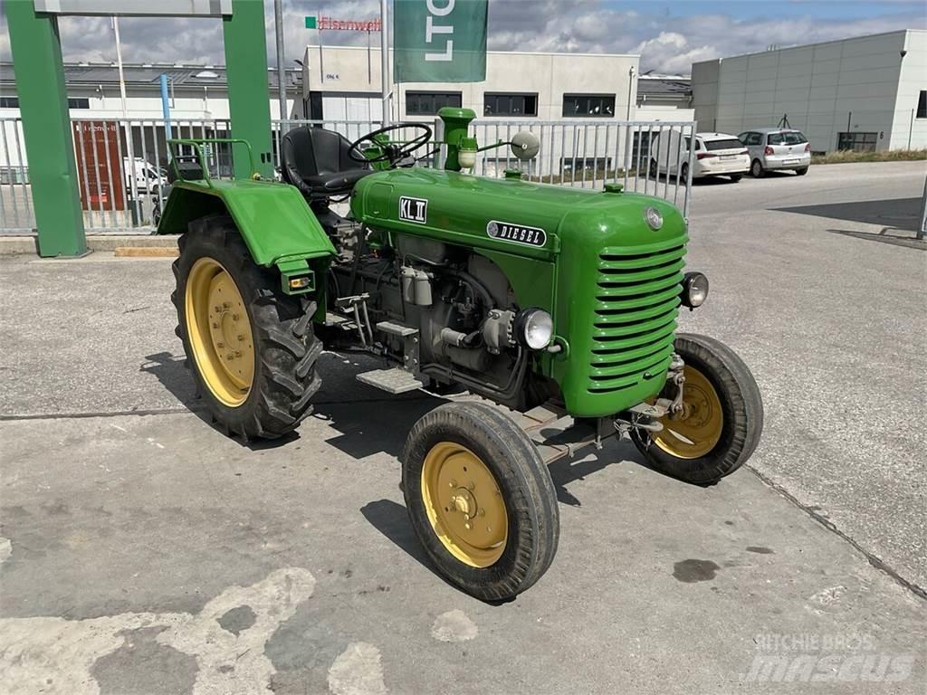 Steyr N180a トラクター