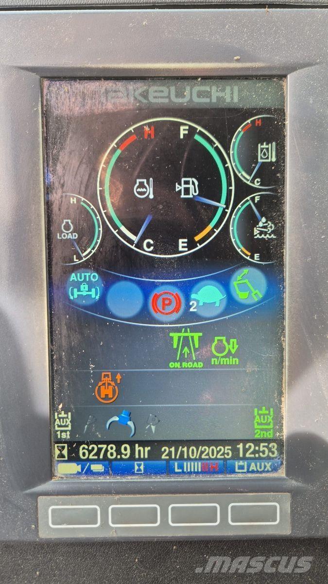 Takeuchi TB 295 W ホイール式油圧ショベル（パワーショベル・ユンボ・バックホー）