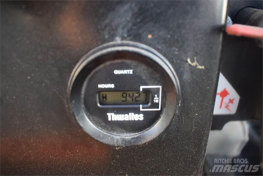 Thwaites MACH 477 サイト　ダンプ