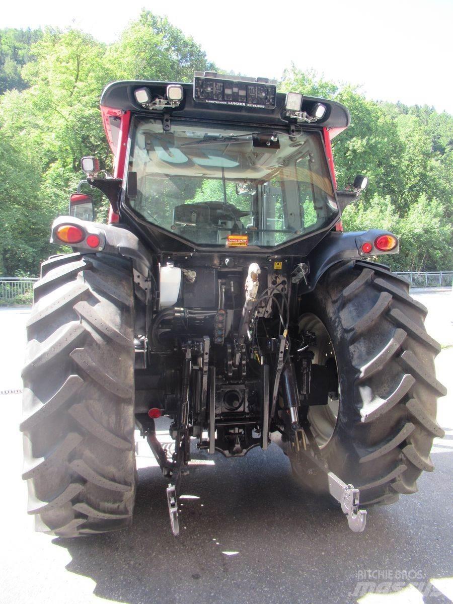 Valtra N 141 トラクター