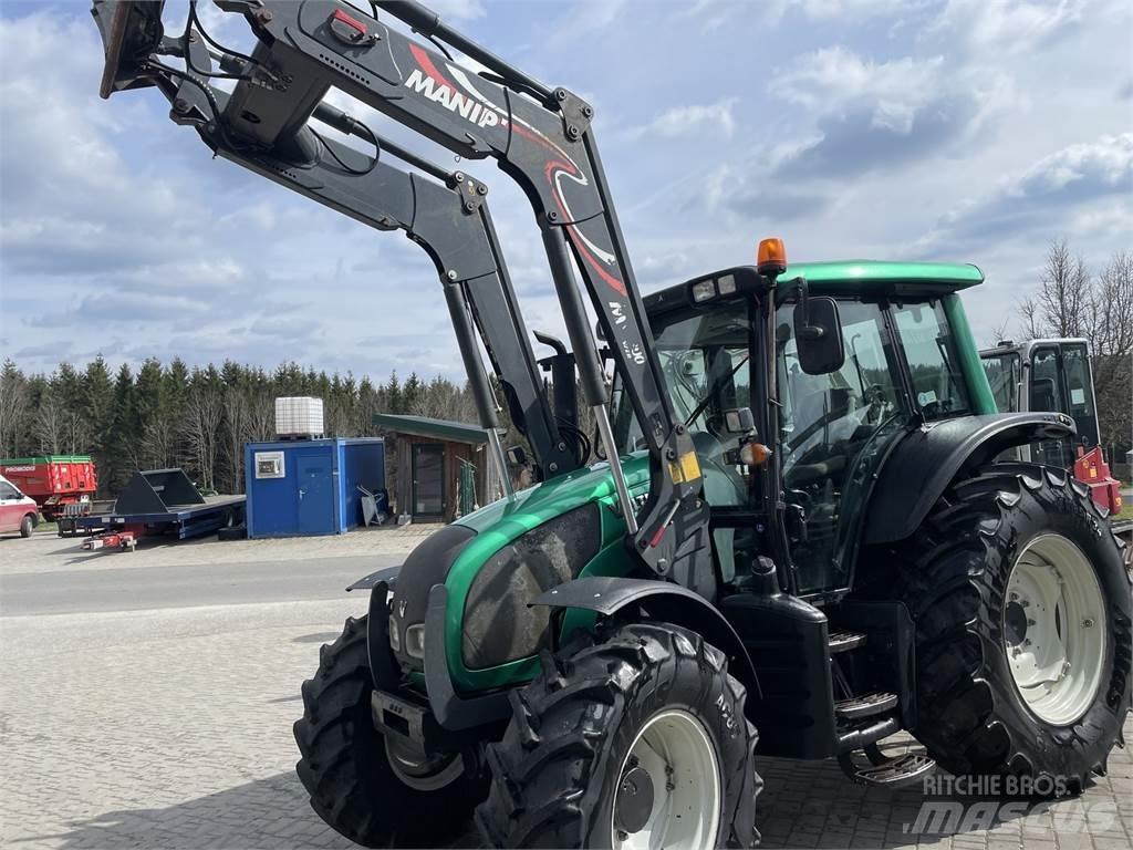 Valtra N 82 Hi-Tech トラクター